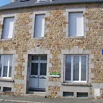 L'ame Du Gourmand Pensión Pontorson