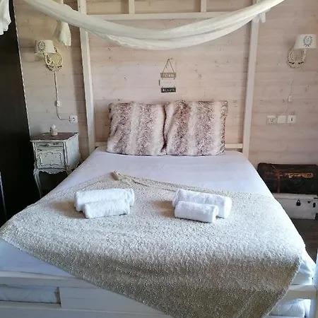 L'ame Du Gourmand Guest house 2*