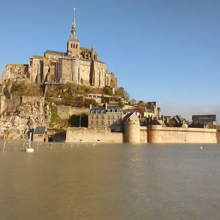 Penzion L'ame Du Gourmand Pontorson